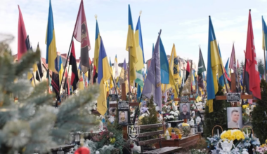 Czech MP, Matěj Hlavátiy, during a visit to Lviv, visited the Field of Mars, where Ukrainian soldiers who died defending their Homeland from Russian aggression are buried. Matěj emphasized that it is important to come and see the evil committed by Russia, because war is not just “news headlines.”