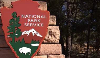 Businesses warn fee hike for foreign tourists will hurt Grand Canyon economy