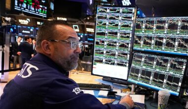 U.S. stocks rose again in 2025 after overcoming turbulence from tariffs and Donald Trump’s fight with the Fed