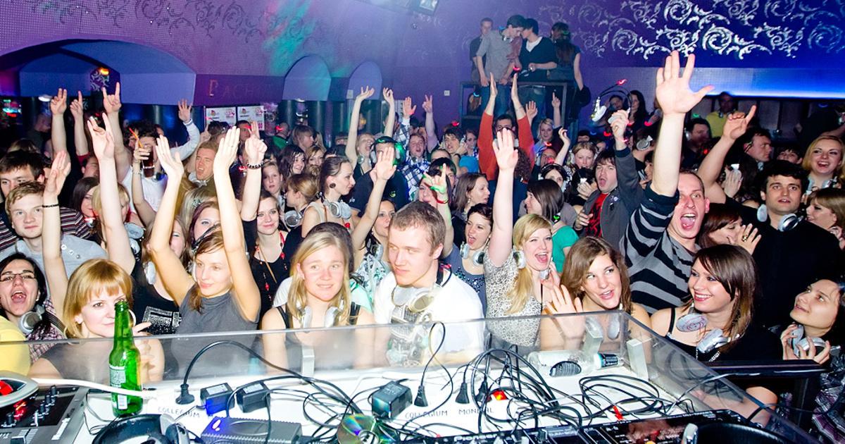 Generacija Netflixa in Instagrama je pokopala žuranje: "To so najtežji časi za klube"