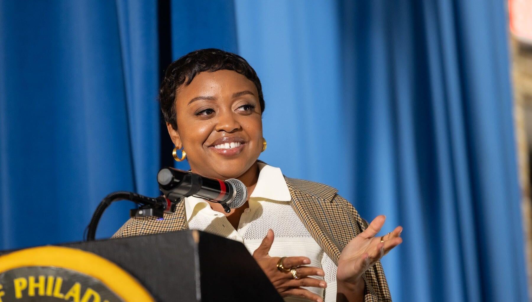 ‘Abbott Elementary’ star Quinta Brunson launches fund to provide free field trips to thousands of Philly students