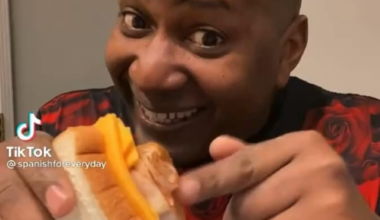 Français moyen pendant deux semaines de décembre :