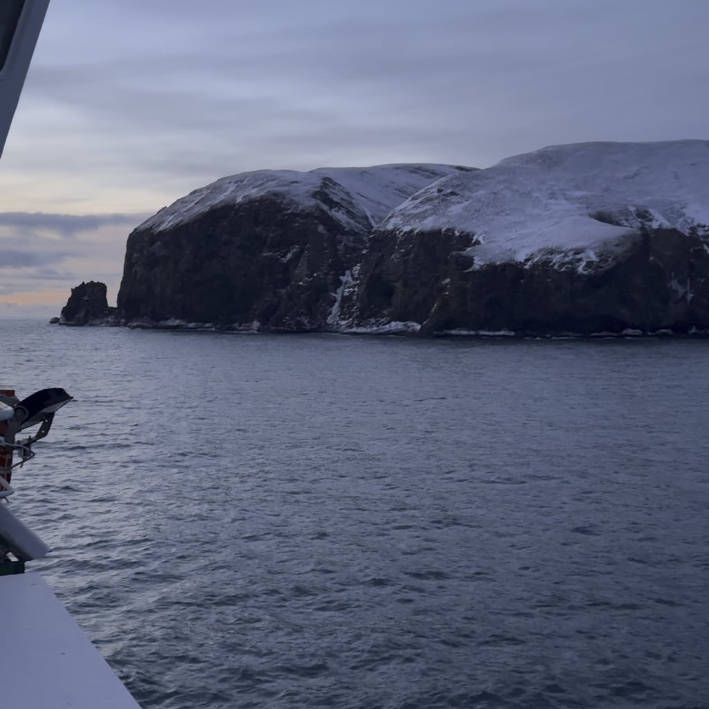 Bjørn øya (bear island)