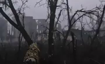 Footage shows a Ukrainian tank crew from the 24th Mechanized Brigade attacking high-rise buildings in the battleground of Chasiv Yar, Donetsk Oblast. It also shows the tank getting attacked by Russian FPV quads but still being able to return to base.