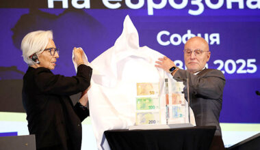 Bulgaria adopts euro as fear and uncertainty loom