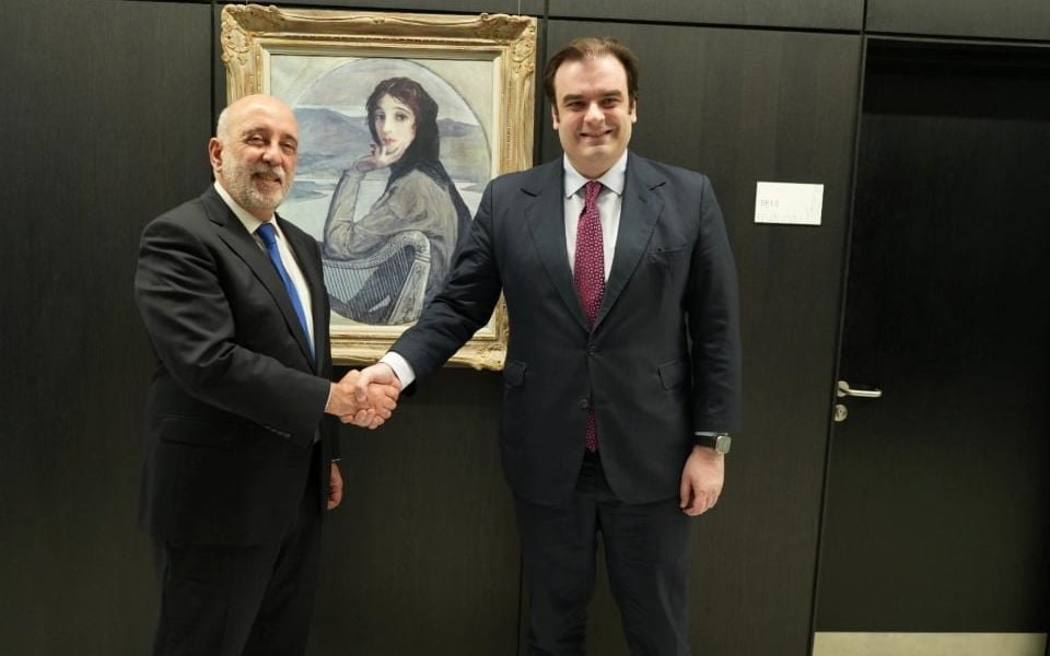 Pierrakakis meets Central Bank of Ireland officials