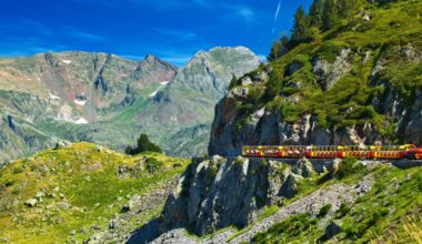 Retracing the steps of Jewish refugees fleeing Nazis in the Pyrenees – The Irish Times