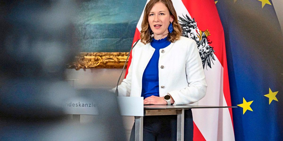 ÖVP, die christliche Partei, hetzt uns gegeneinander auf - kurz vor Weihnachten!