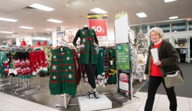 This holiday season isn't very merry for consumers, an AP-NORC poll finds