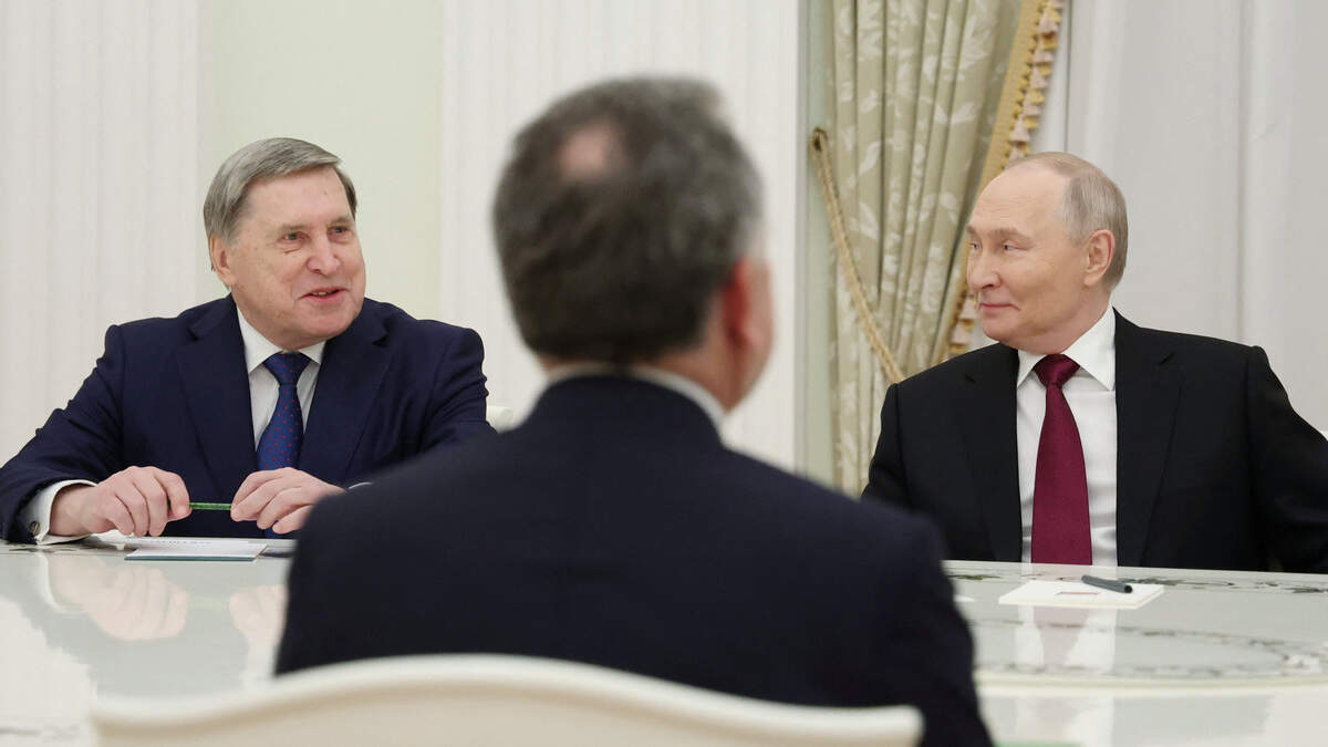 Poetin wil nog altijd ‘vredesakkoord’ op zijn voorwaarden en probeert wig te drijven tussen VS en Europa