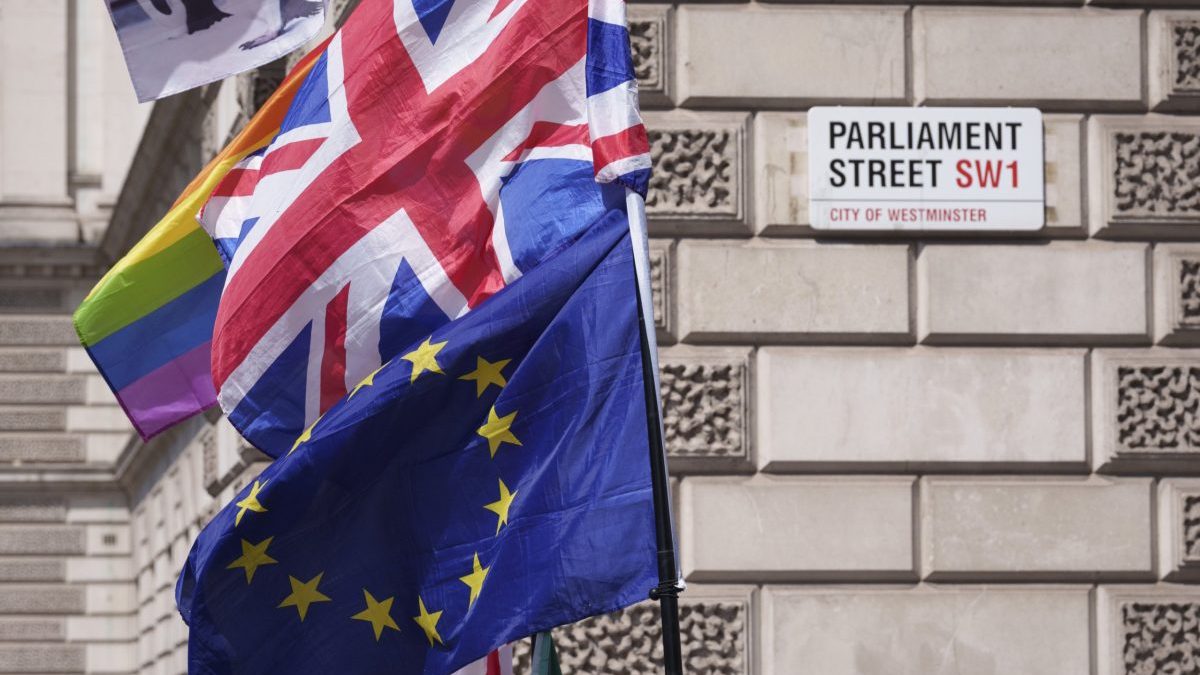 How the UK rejoining the EU customs union would impact you