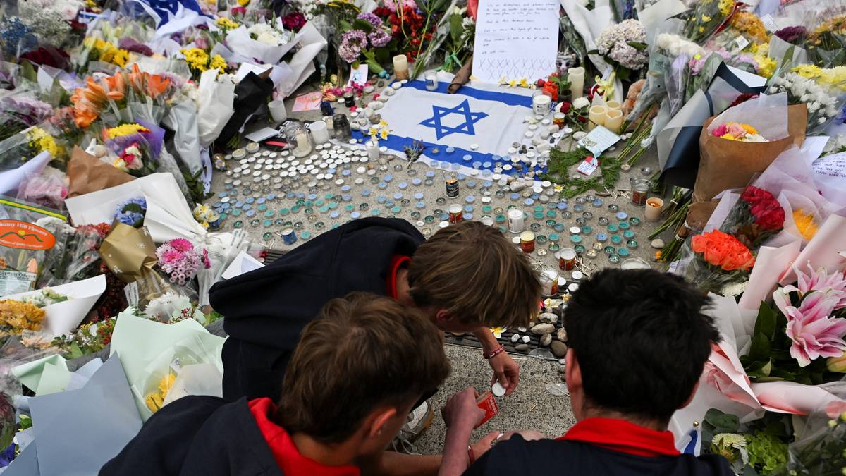 Skal ha vore på Filippinane i ein månad før angrepet – NRK Urix – Utenriksnyheter og -dokumentarer