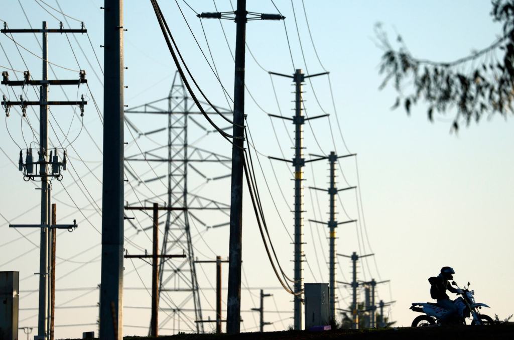 Prepare for a bump in your SDG&E bill in 2026 – San Diego Union-Tribune