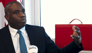 Rejoining EU customs union could boost UK economy, Lammy suggests