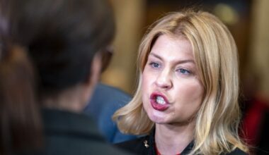 Senators want Russia held accountable for abducting Ukrainian children