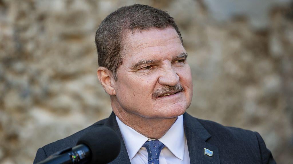 Premier Aruba annuleert bezoek aan Nederland vanwege spanningen rond Venezuela