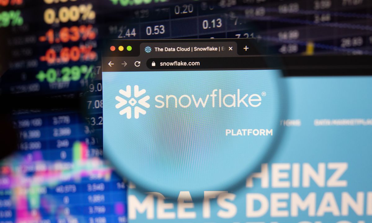 Snowflake in Talks to Acquire Observe to Expand AI Offerings