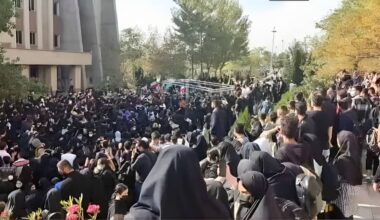 Students protests tehran (1)