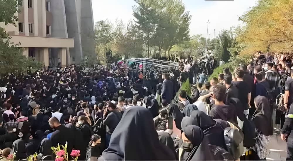 Students protests tehran (1)