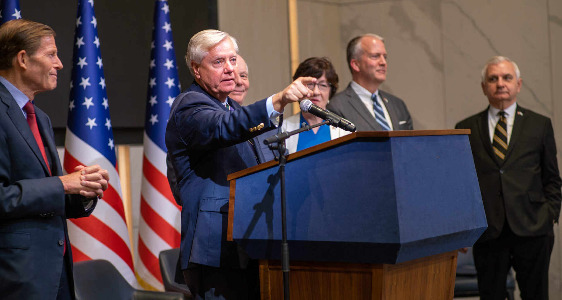 US Senator Lindsey Graham Demands Hamas Disarmament During Israel Visit 