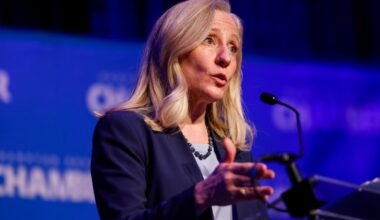 Spanberger to name energy czar to address power demand, cost – The Virginian-Pilot