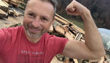 Miru Pačniku, ki je “obglavil” Titov kip v Velenju, grozi večletna zaporna kazen – vse do 8 let