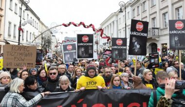 Thousands march in protest against Polish president’s veto of dog-chaining ban