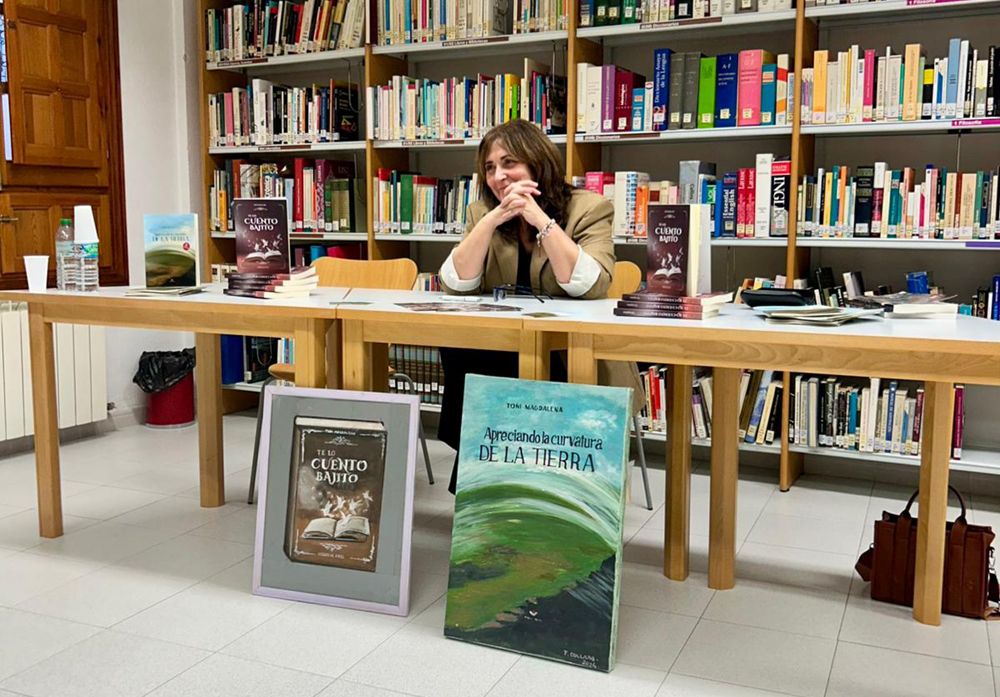 ‘Te lo cuento bajito’, segundo libro de Toñi Magdalena