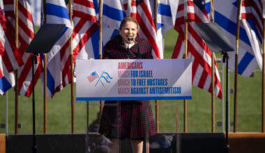 ‘I Choose Life’: Tovah Feldshuh Defends Israel, Western Values, and Jewish Survival