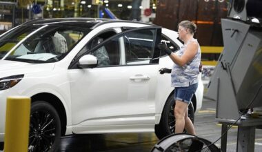 Ford is a bellwether: Electric vehicles are coming, despite Trump. Trump doesn’t spell the end of the EV revolution in Detroit, which has invested decades and hundreds of billions of dollars in developing EVs, batteries, and their supply chains. “We’re committed to electrification.”