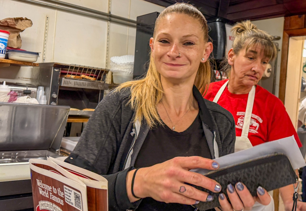 Christmas tip at Mother's Cupboard