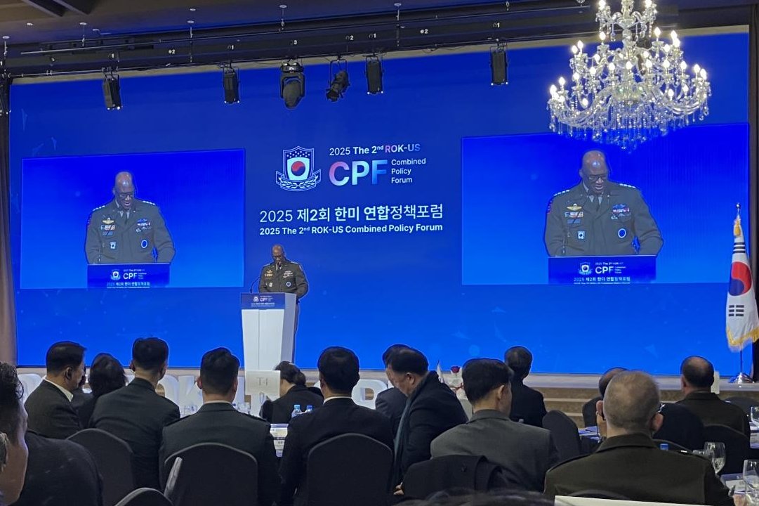 U.S., South Korean officials seek to modernize aging alliance