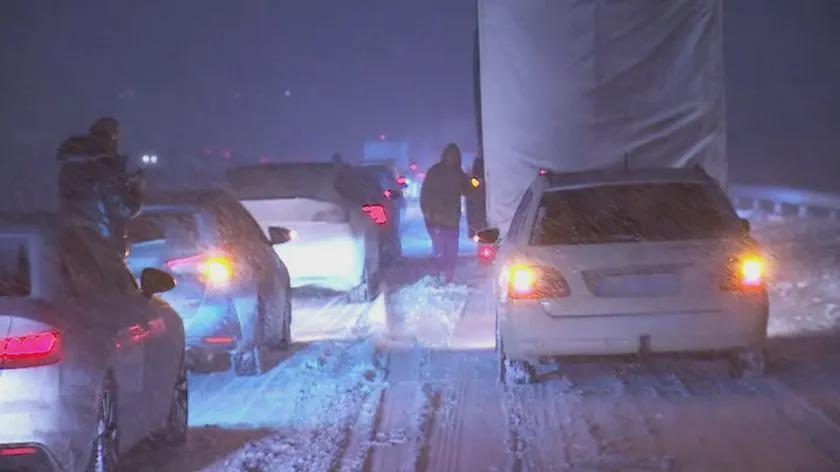 Dramat kierowców na S7. "Nie mamy nic do jedzenia ani picia"