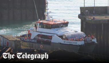 Hundreds of migrants make break across Channel. Nine boats set off for Britain after storms stopped crossings for 28 days
