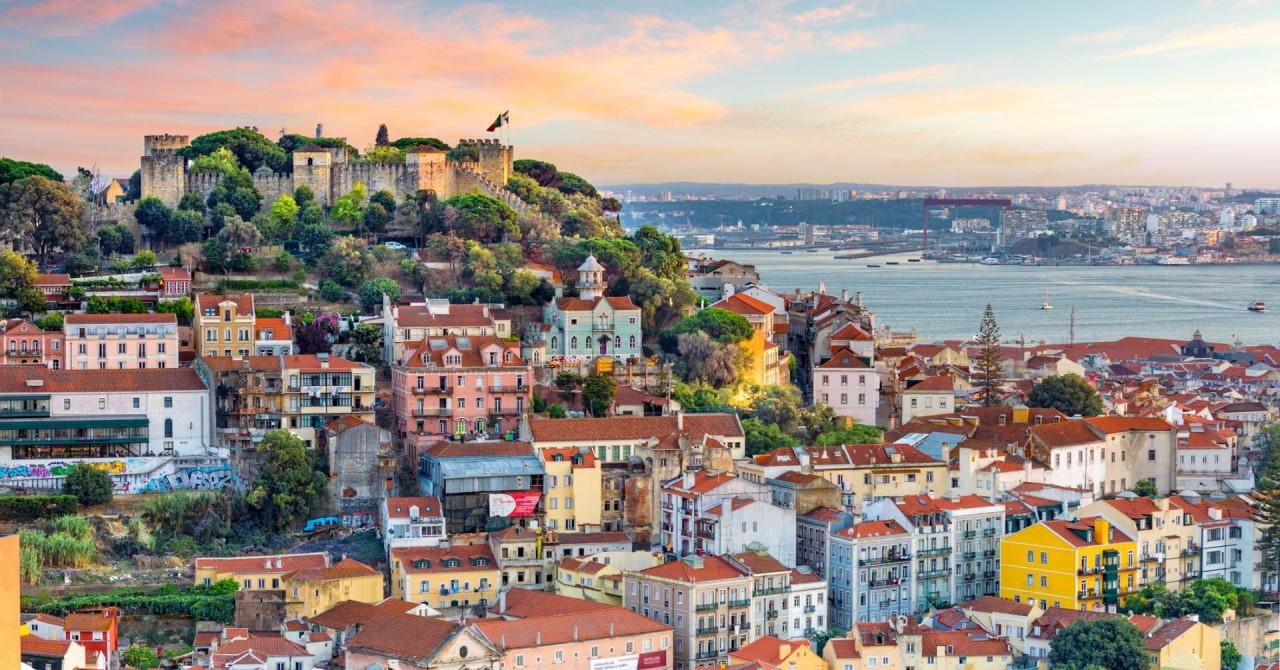 Med 10 najbolj uspešnimi gospodarstvi na svetu