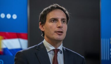 EU confirms UK goods will face carbon border levy until emissions markets are linked