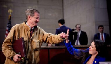 House Republicans join with AOC and use Epstein files playbook to force a vote on stock trading ban: ‘Hell’s frozen over’