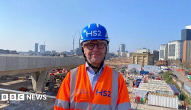 HS2 goal to be running by 2033 'cannot be met'