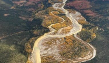 ‘World’s refrigerator’ runs hot and Arctic melt turns rivers orange | Region continues to warm faster than the planet as a whole, US agency study finds