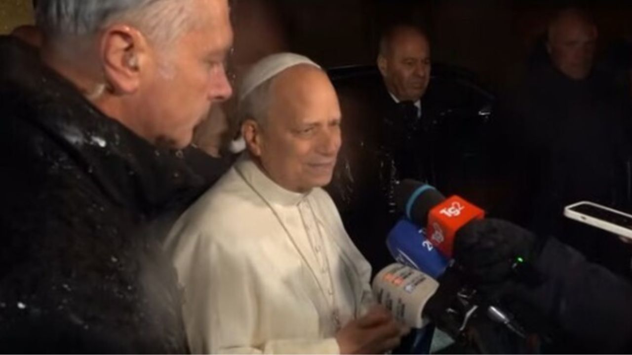 Pope Leo's Christmas request: world peace, at least for one day