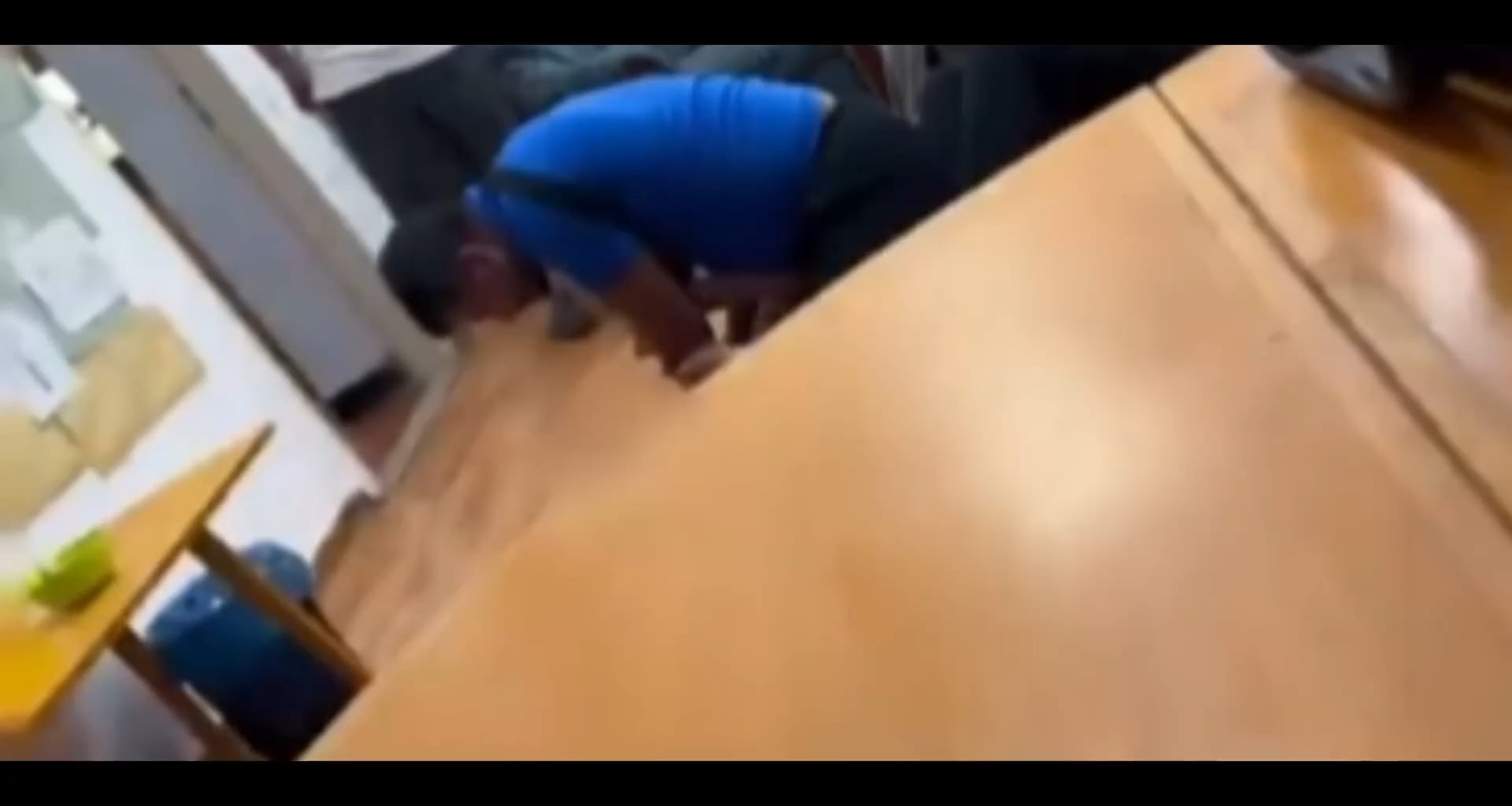 MP: egy iráni származású nevelő fojtogat egy fogyatékkal élő gyereket a Fóti Gyermekotthonban