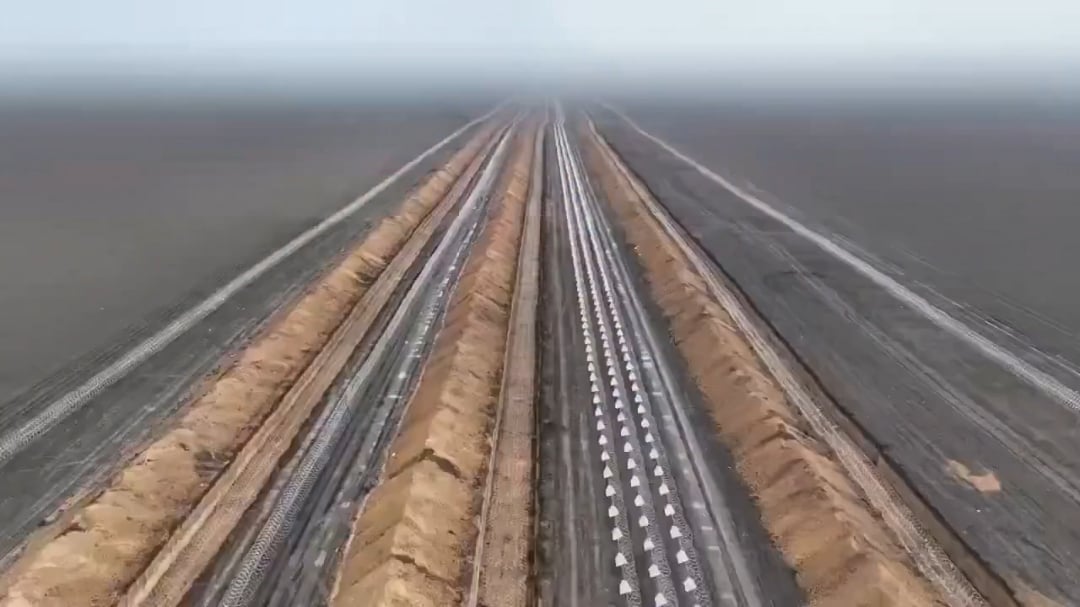 This how the kilometers of fortifications look like - that Trump and Putin would want the ukrainians to just give up by signing a bad peace treaty, which would just be used by Russia in the next war