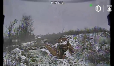 A Ukrainian FPV drone flies into a dugout packed with Russian troops in the Pokrovsk area.