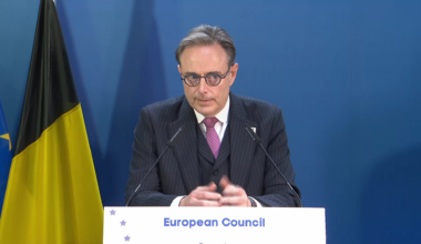 Bart De Wever vs Politico Journalist