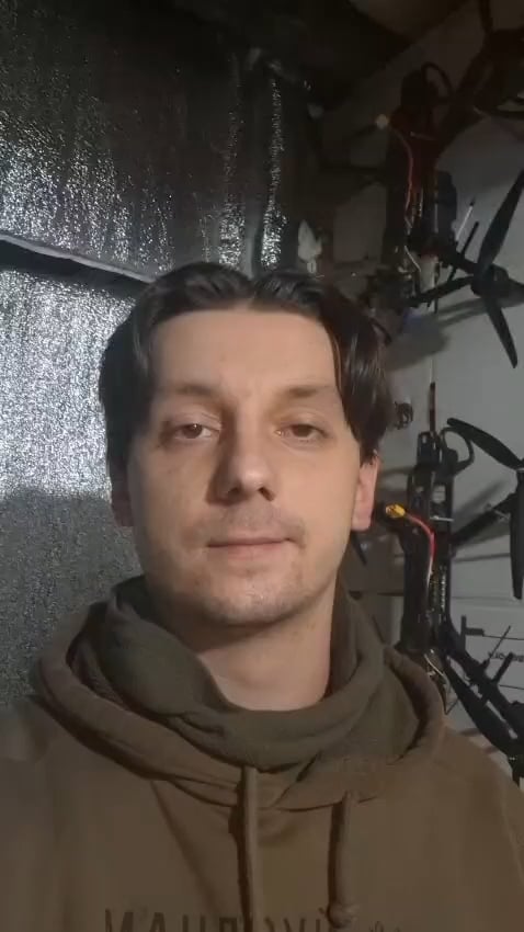 Warm holiday wishes from us, Teta and Disco, to this genuine, deeply human community!