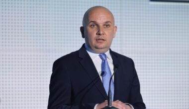 Европрокуратурата поиска имунитета на българския евродепутат Илхан Кючюк.