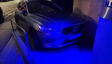 Parkiranje na klančini za invalide 🤌