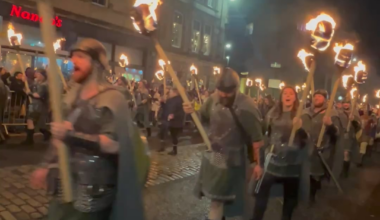 Torchlight Procession in Edinburgh 🥁🔥
