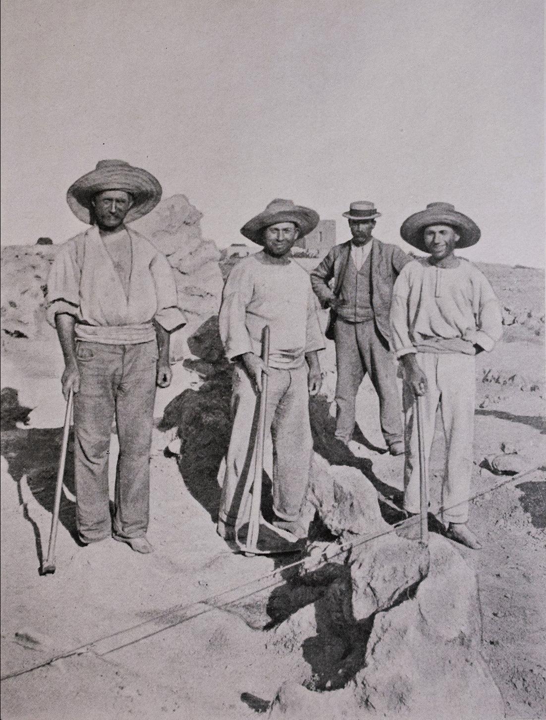 Gozo farmers, c. 1910