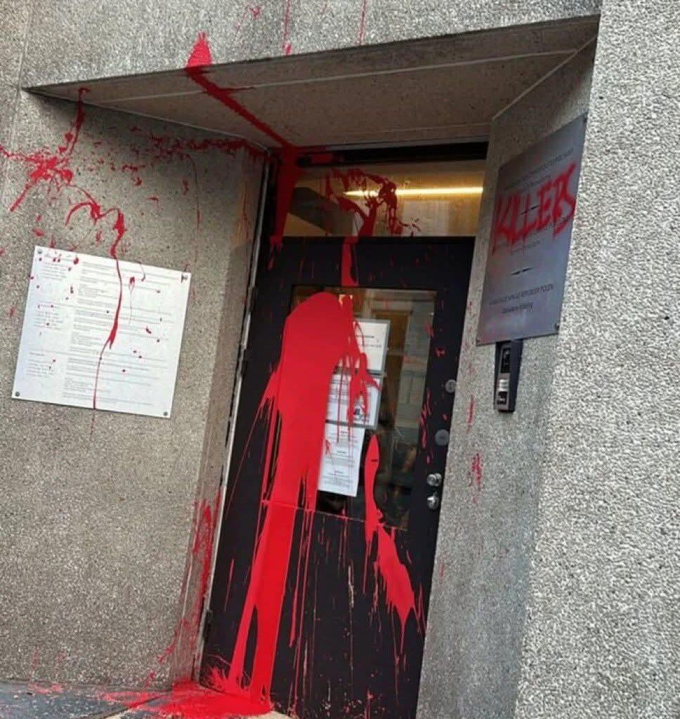 Polski konsulat w Brukseli padł ofiarą wandalizmu. [Belgia]